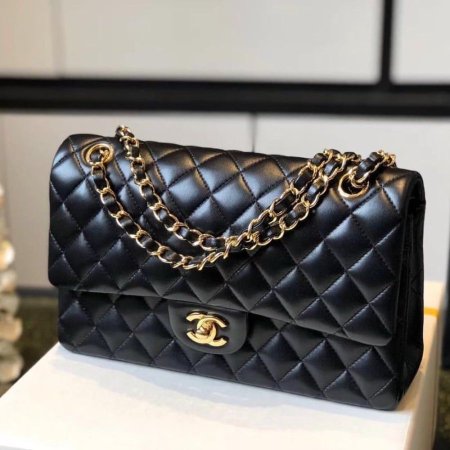 حقيبة شانيل  كلاسيكية كبيرة CHANEL  - لون أسود