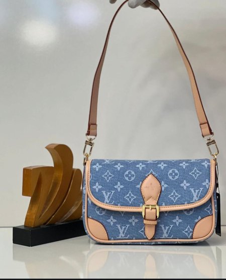 حقيبة LOUIS VUITTON NANO SPEEDY MONOGRAM 