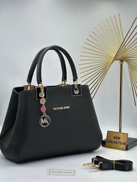 حقيبة نسائية كروس من MICHEAL KORS - 5 <br> <span class='text-color-warm'>سيتوفر قريباً</span>